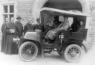 Fr Stephen Marwood, ariving (or going home) 1900